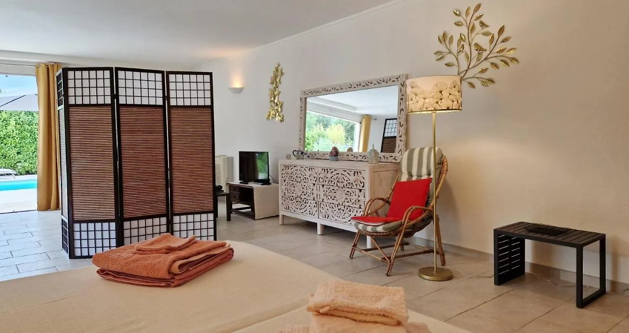 Home Sweet Aum Tourrettes-sur-Loup Francja